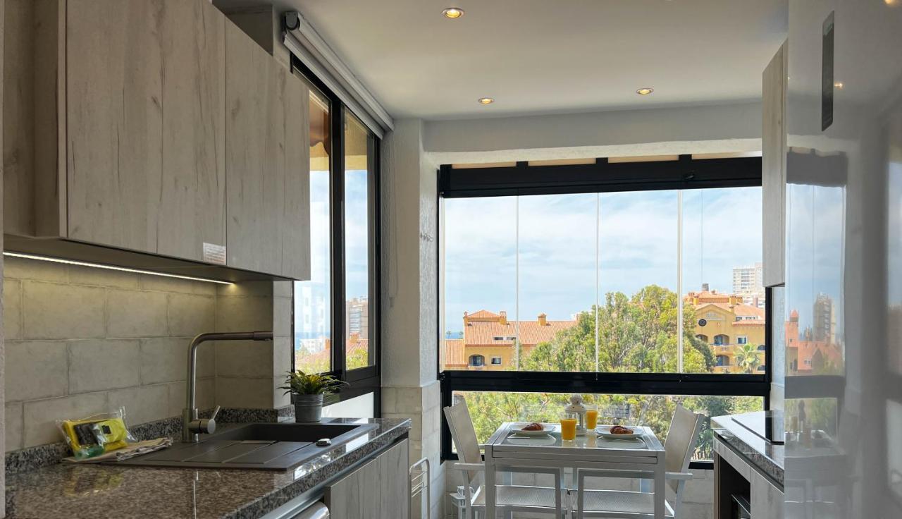 Apartment Aloha Playa Malaga Benalmádena Exterior photo