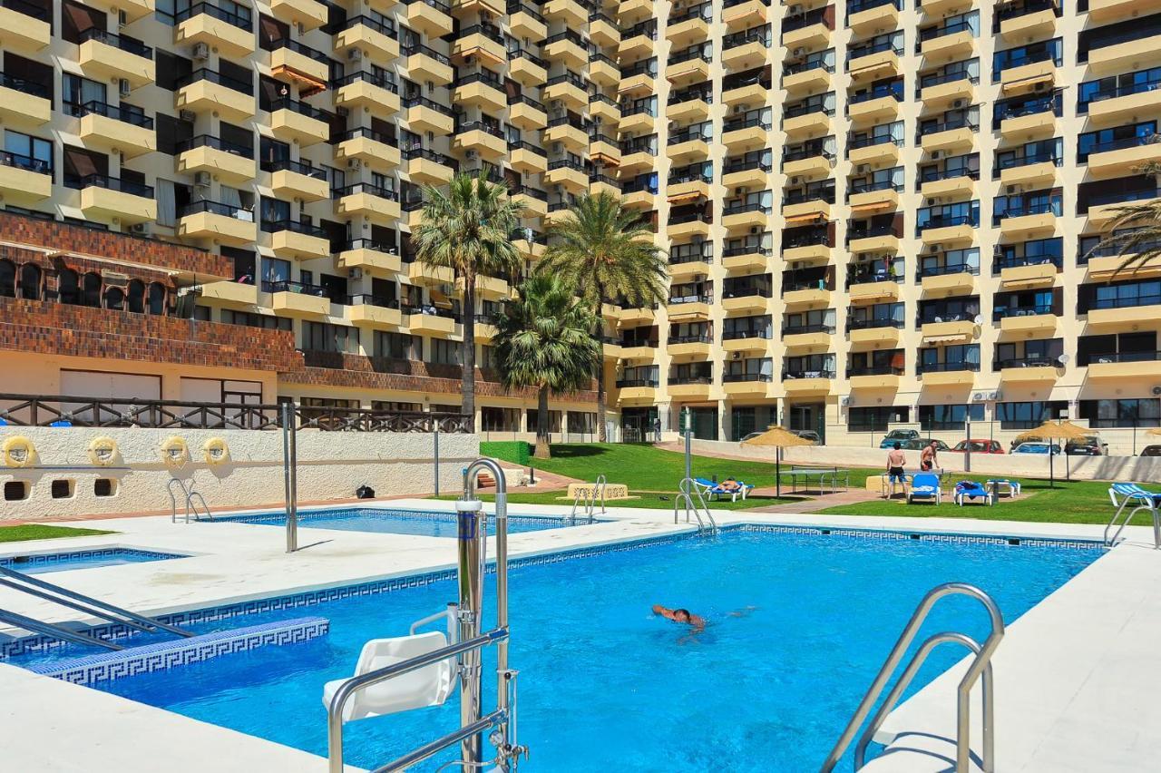 Apartment Aloha Playa Malaga Benalmádena Exterior photo